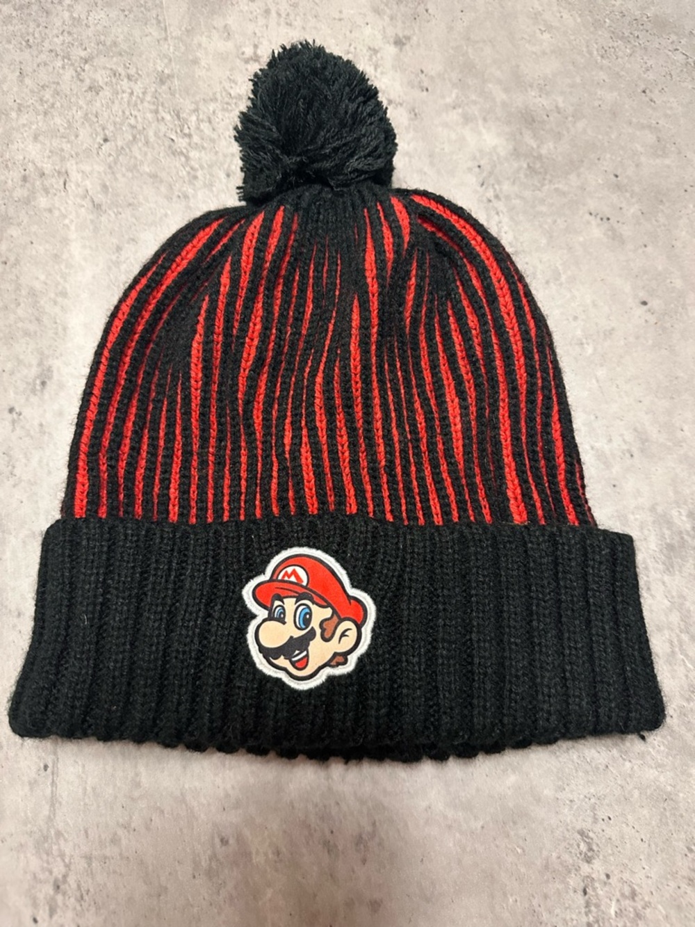 Super Mario Beanie Hat Kids Pom Pom Nintendo 2022 Black Red Knit Cap